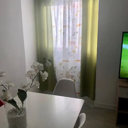 Alona Apartamento