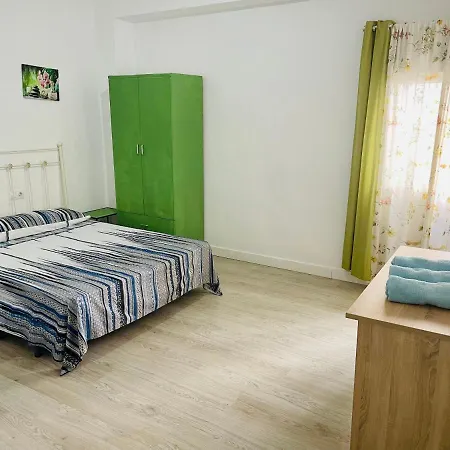 Alona Apartment *